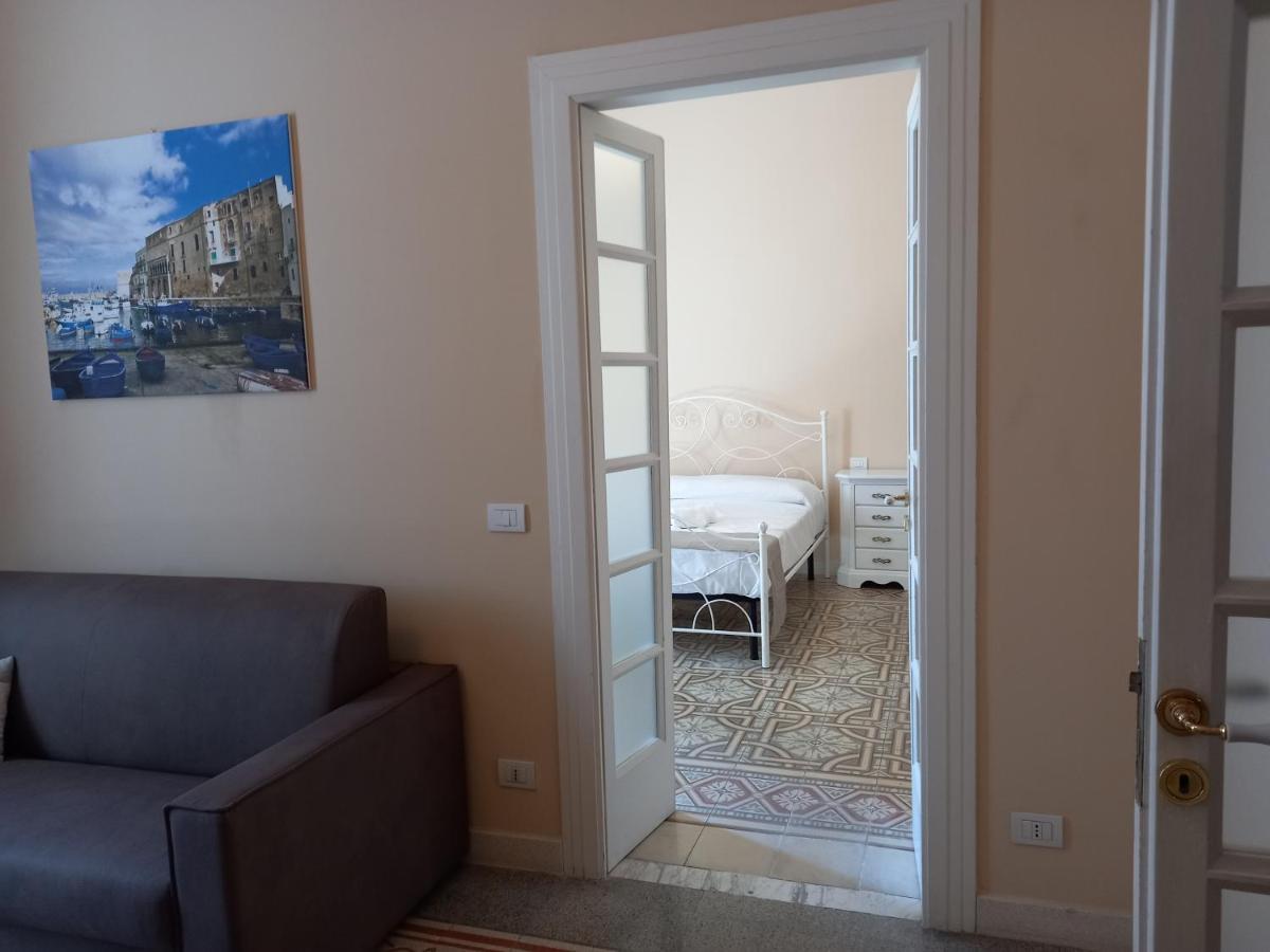 Dimora Donna Carmela - Al Centro Di Monopoli Apartment Exterior photo