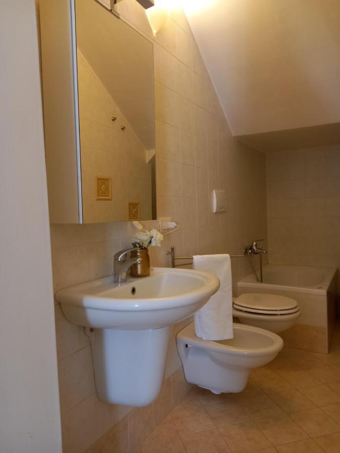 Dimora Donna Carmela - Al Centro Di Monopoli Apartment Exterior photo